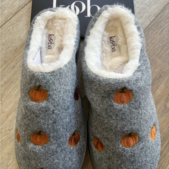 Kooba Gray Pumpkin Embroidered Slippers - Picture 1 of 2